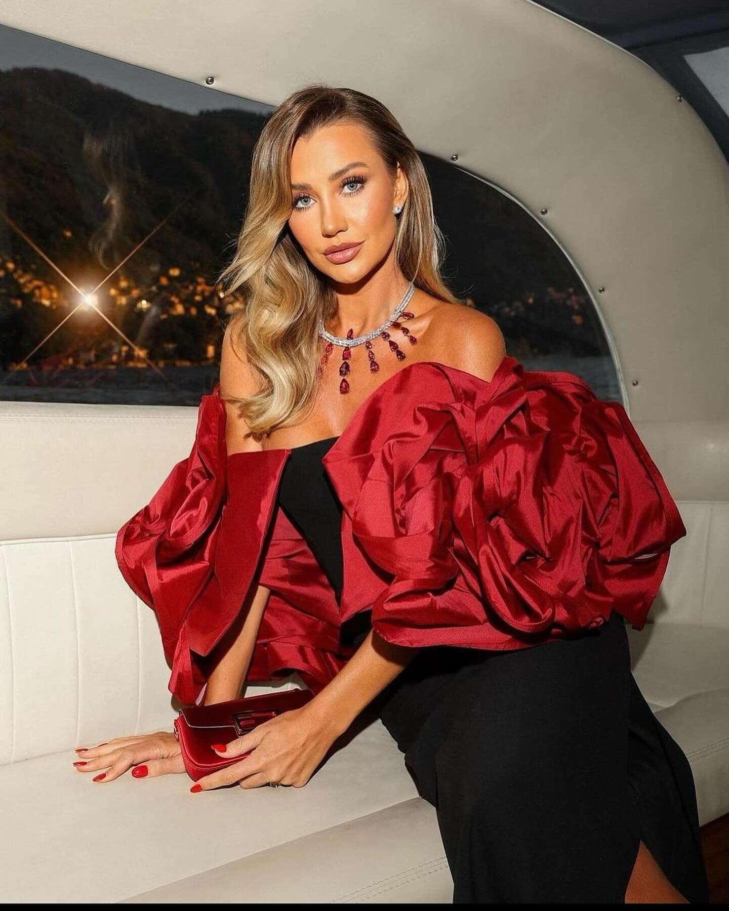 Rose Sleeves