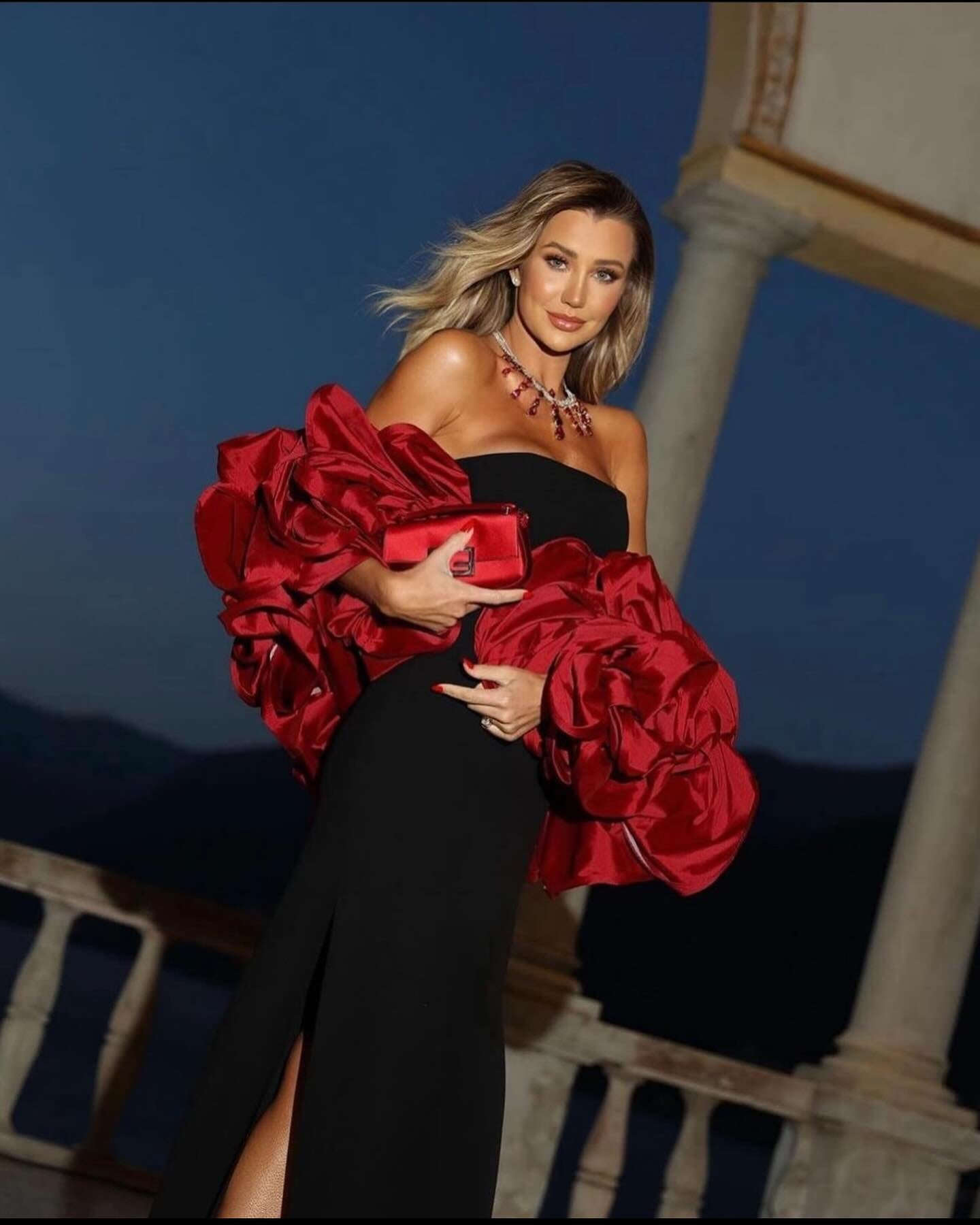Rose Sleeves